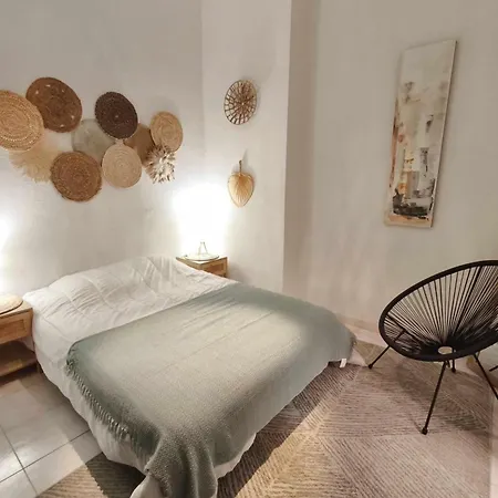 1 Bedroom Near The Apartman Ajaccio