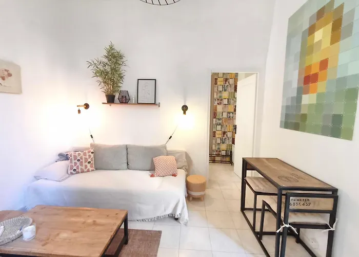 1 Bedroom Near The